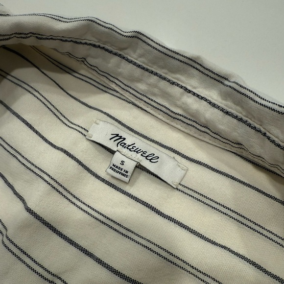 Madewell Cream and Black Striped Tie Front Button-Down Shirt Sz Small - Picture 4 of 6